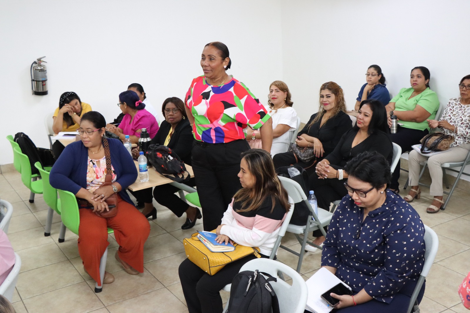 Docentes de ENSOR reciben charla sobre Nutrición y Mejor calidad de vida