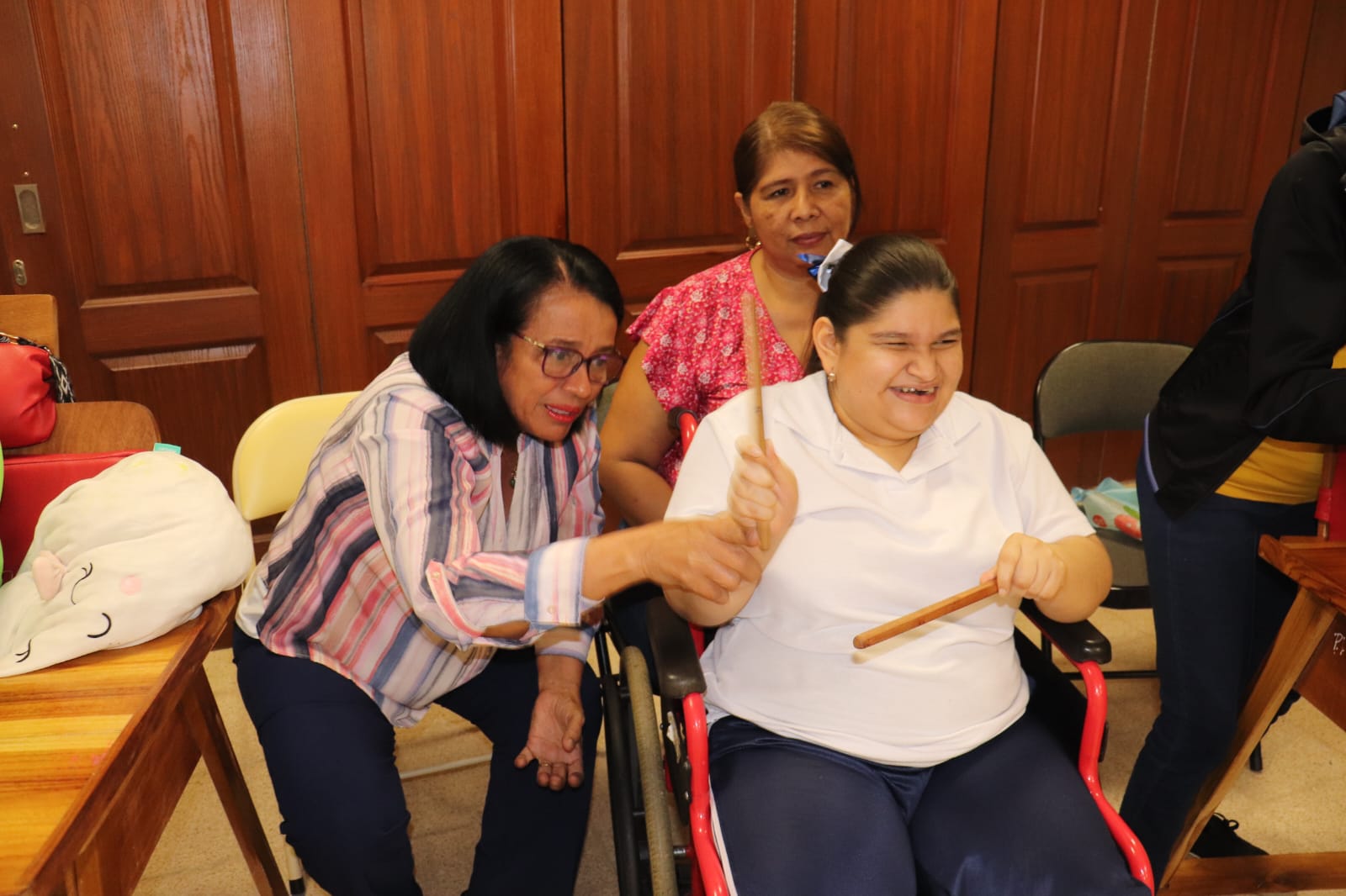 Estudiantes del IPHE de la Red de Coros usan la música como herramienta inclusiva en la educación especial.