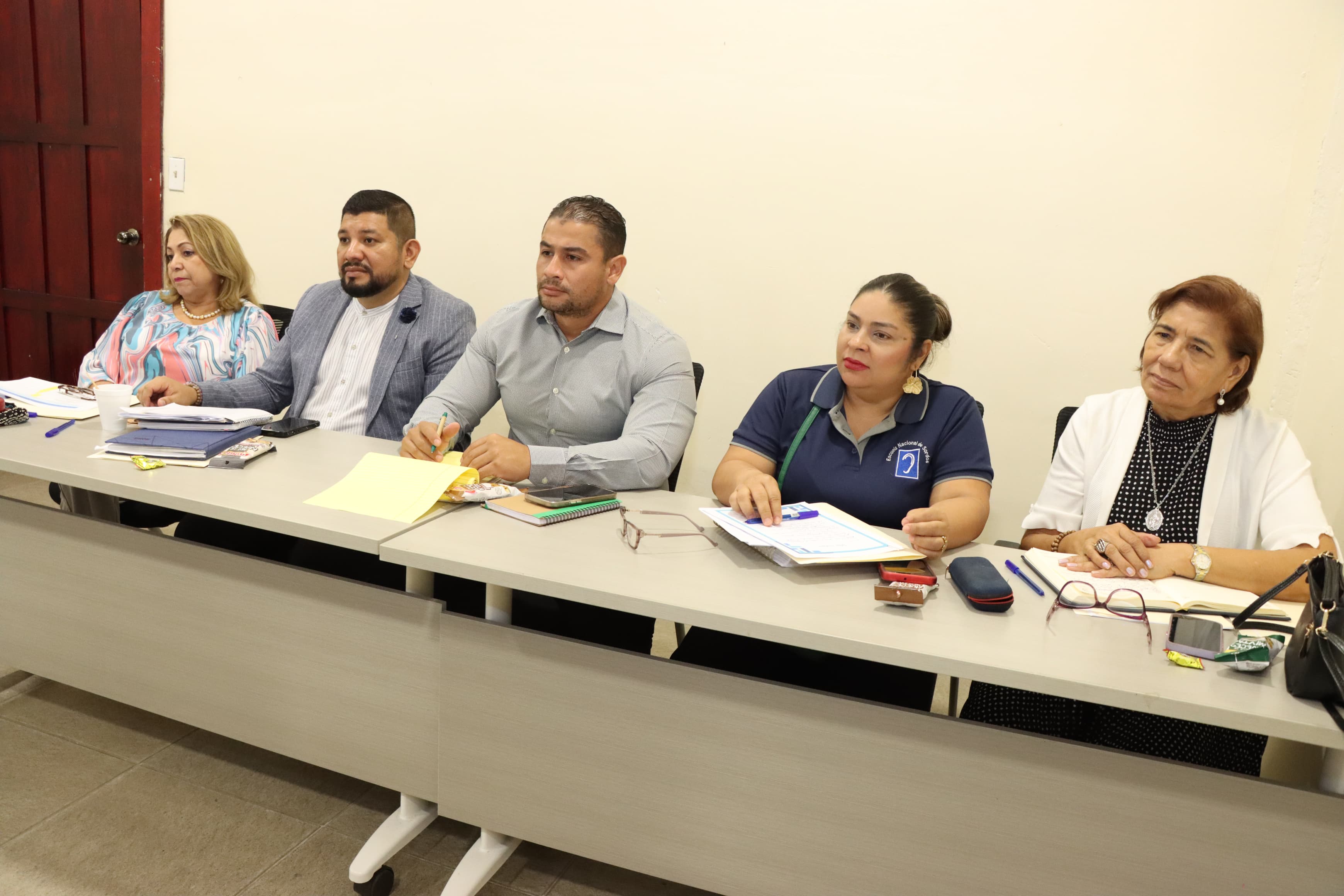 IPHE fortalece procesos de mejora continua con reunión nacional de coordinación del PIMCE.