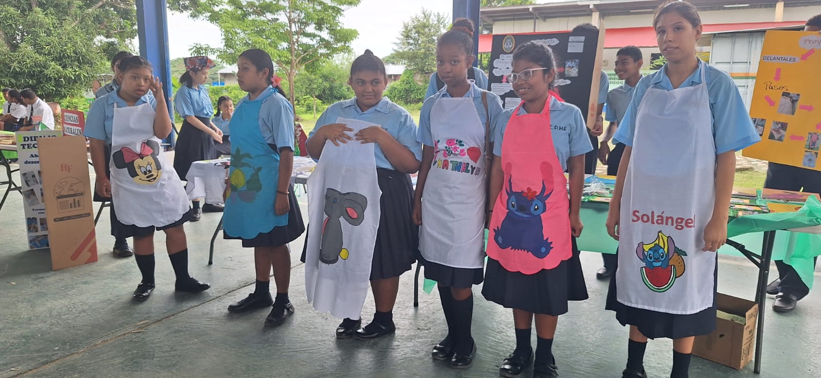 La comunidad educativa del IPHE en Antón impulsa el aprendizaje inclusivo en Comercio y la Industria