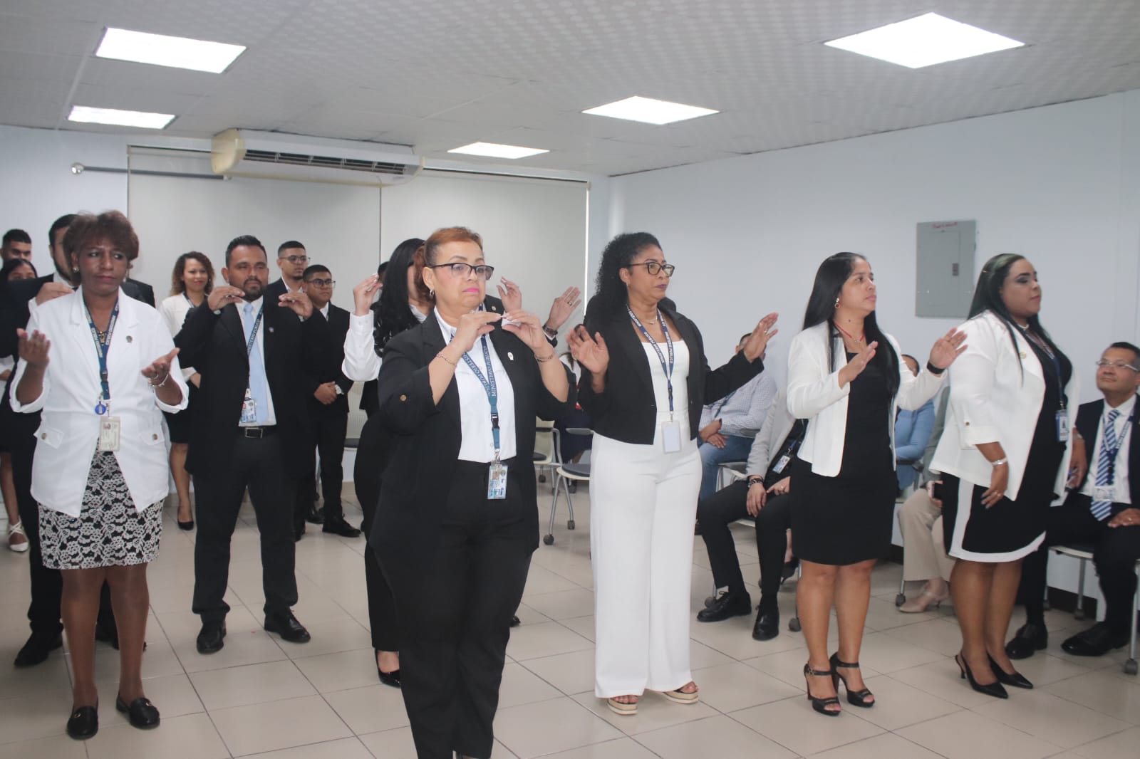 Procuraduría General de la Nación fomenta la inclusión con curso de Lengua de Señas Panameñas