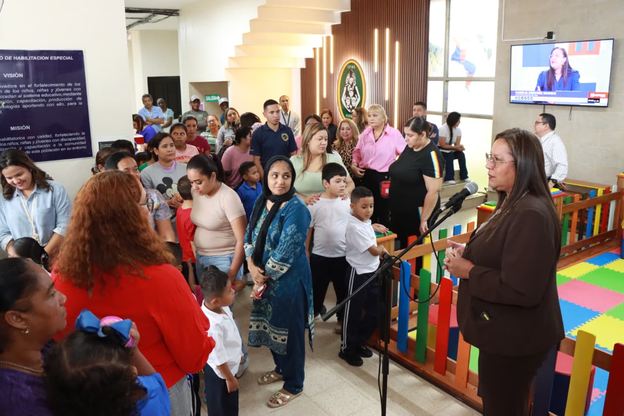 Inauguran Lobby remodelado con área de juegos inclusiva en el IPHE