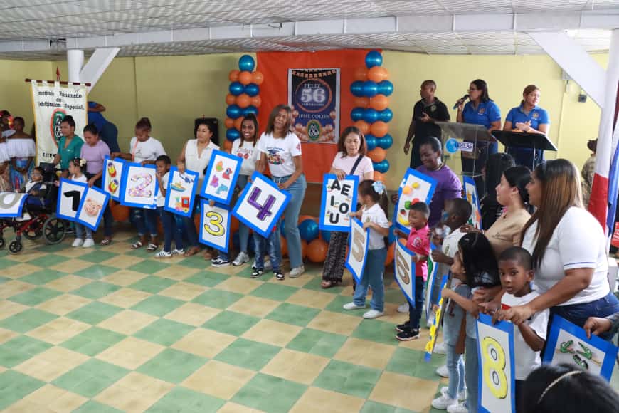 Sede de Colón celebra 56 años al servicio de la comunidad