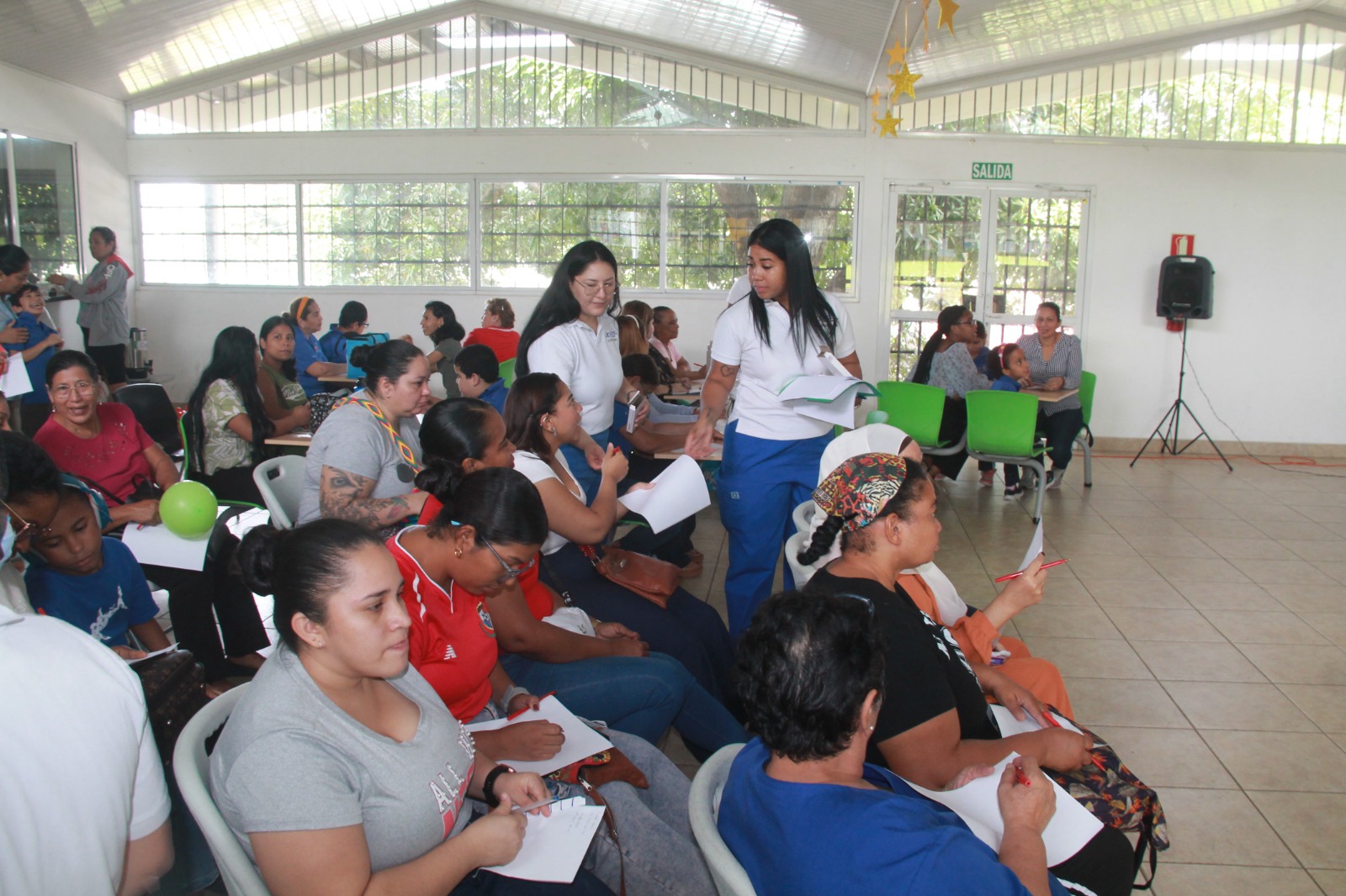 IPHE desarrolla taller de Primeros Auxilios Psicológicos para padres de niños con discapacidad