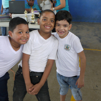 0-6-5accb1d56c7518a30c6d591c4f3dbd54.jpg